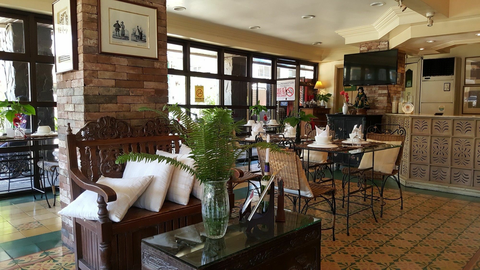 Roxas President'S Inn Экстерьер фото